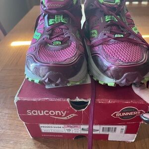 Saucony Women's Athletic Shoes - Pink and Green